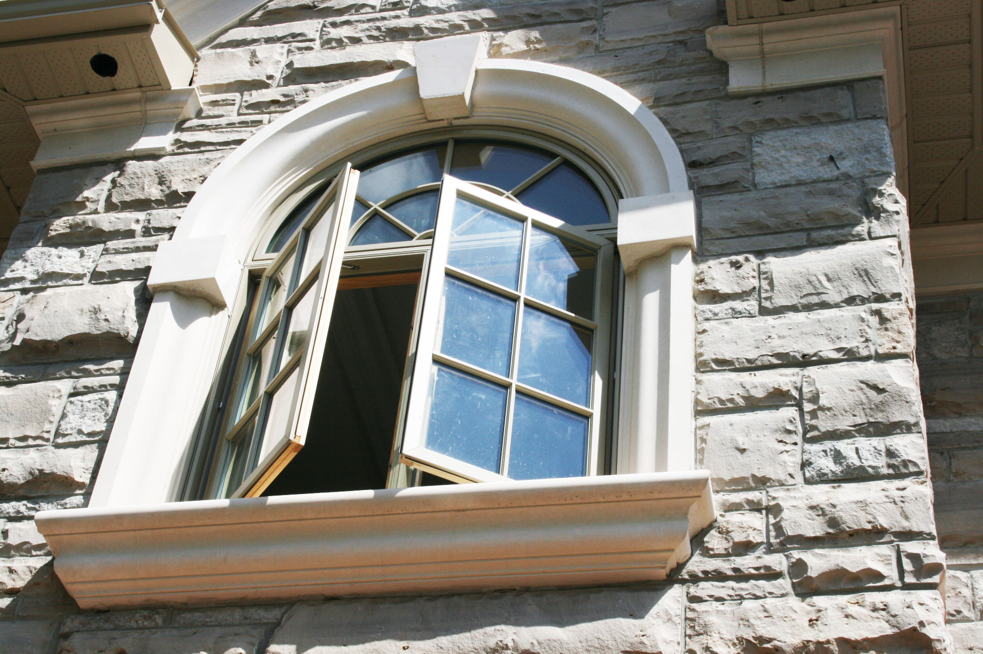 Window surround, window, surround, surround design, window design, window exterior, window surround exterior, exterior designs, exterior surround, exterior, design, window design exterior